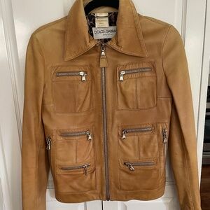 PREOWNED DOLCE & GABBANA VINTAGE LEATHER JACKET in Camel XS/S